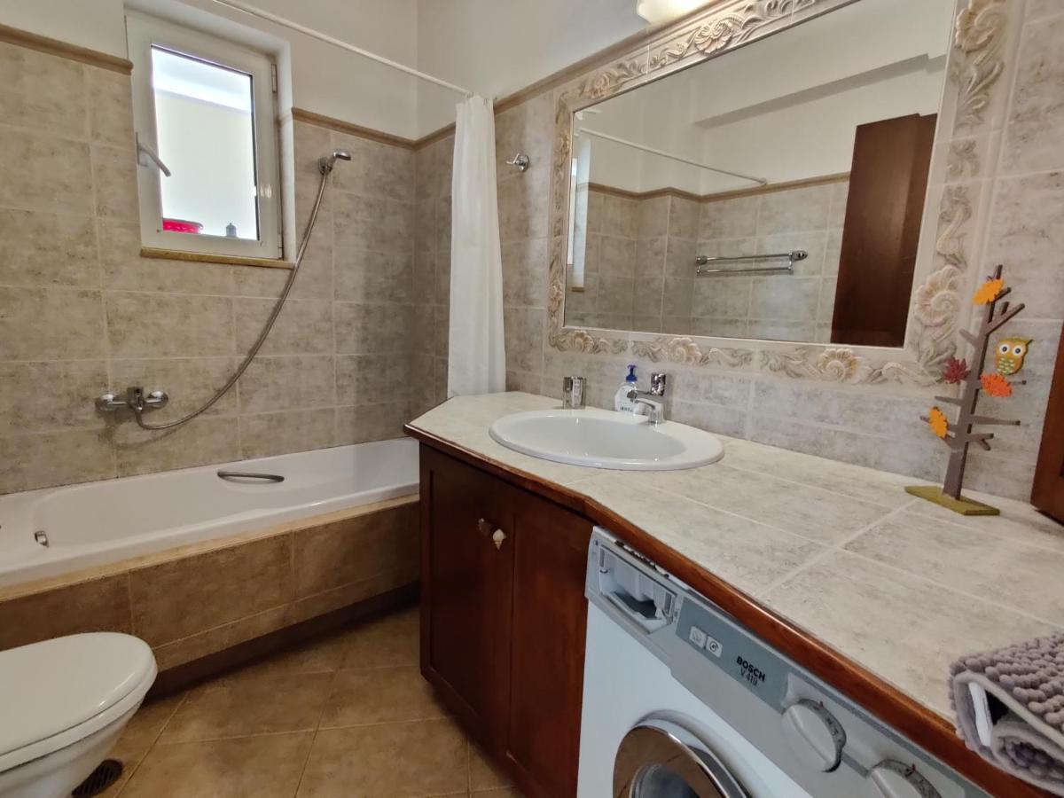 Quiet Luxury Apartment Near City Center And Port Návplio Kültér fotó